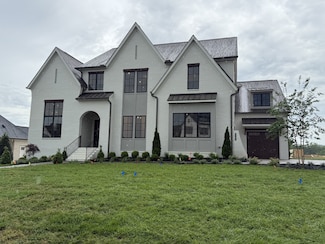 8103 Turning Point Dr, Brentwood, TN 37027