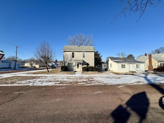 801 Dobson St, Armour, SD 57313