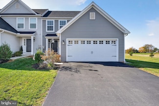 7455 Saint Patrick Ct Unit 28, Abbottstown, PA 17301