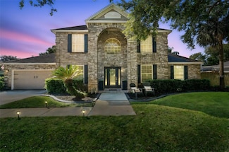 303 Remington Dr, Oviedo, FL 32765