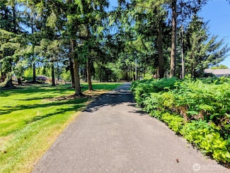73 XX 25th Ave E, Tacoma, WA 98404