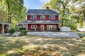 242 Rivulet St, Uxbridge, MA 01569