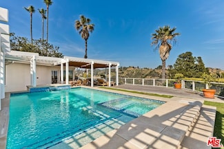 2224 Hercules Dr, Los Angeles, CA 90046