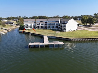 445 Carolcrest Ln Unit 112, Livingston, TX 77351