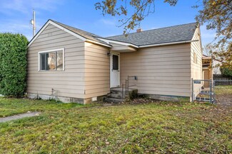 8222 E Valleyway Ave, Spokane Valley, WA 99212
