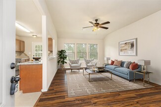 10627 Royal Cavins Dr, Conroe, TX 77303