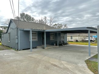 9038 Shady Dr, Houston, TX 77016