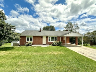 3603 Mcdaniel Dr, Salem, VA 24153
