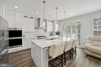 8021 Reserve Way, Vienna, VA 22182