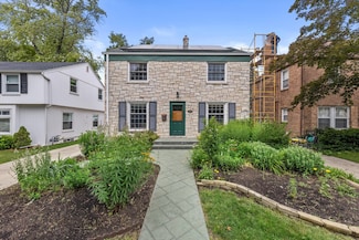 5561 N Kent Ave, Milwaukee, WI 53217