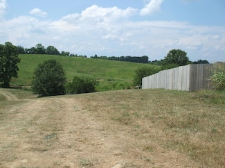 10 Sweetbriar Ct, Lawrenceburg, KY 40342