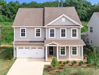 2956 Flat Rock Dr, Winston-Salem, NC 27127