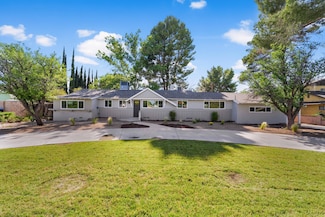 43745 Waddington Ave, Lancaster, CA 93536