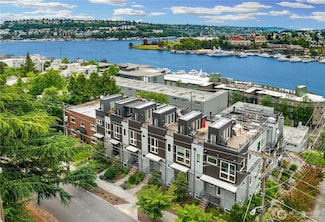 2843 Franklin Ave E, Seattle, WA 98102