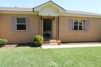 407 Preston St, Fort Valley, GA 31030