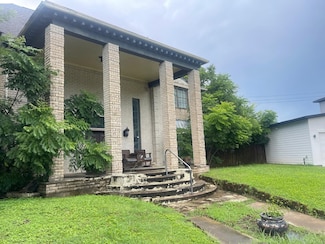 131 Squires Bend, Stafford, TX 77477