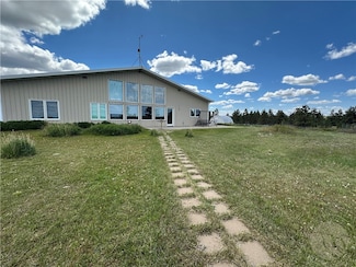 81 N Canyon Dr, Roundup, MT 59072