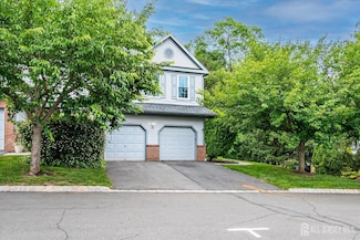 36 Benjamin Rush Ln, Princeton, NJ 08540