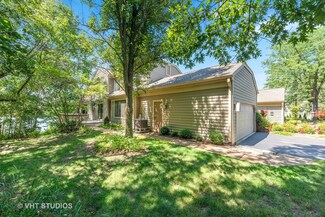 265 N Bay Ct, Lake Barrington, IL 60010