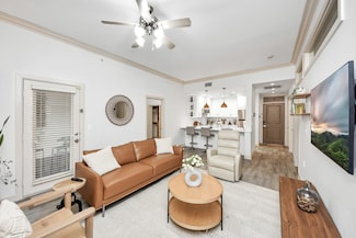 1900 Genesee St Unit 204, Houston, TX 77006