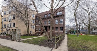 643 Hinman Ave, Evanston, IL 60202