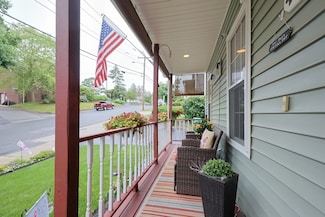 49 Branch St, Clinton, MA 01510