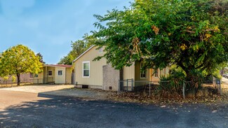 208 Roy Ave, Talent, OR 97540