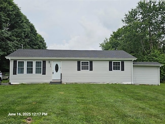 326 Flatwoods Rd, Marion, VA 24354