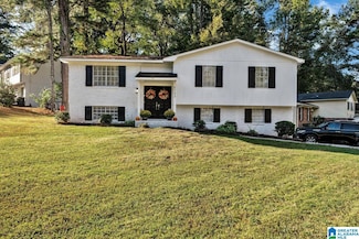 5243 Paramont Dr, Irondale, AL 35210