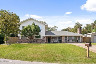 2 Wingate Dr, Gulfport, MS 39503