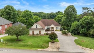 210 Indian Shadows Dr, Maryville, TN 37801