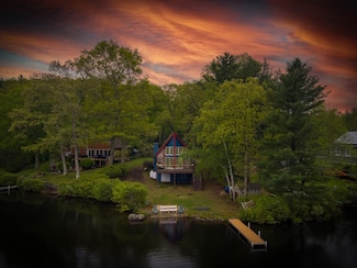 11 Grove Point Rd, Wales, MA 01081
