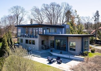 85 Forbes Rd, Milton, MA 02186