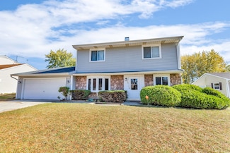 125 Leawood Dr, Roselle, IL 60172