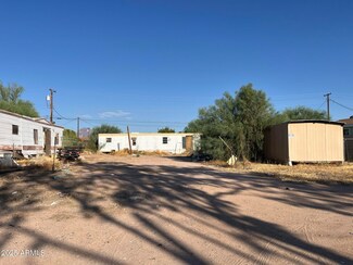 65 S Mountain Rd, Apache Junction, AZ 85120