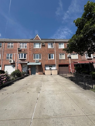 2120 80th St Unit 1, East Elmhurst, NY 11370