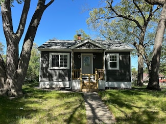 2476 Warrick St, Lake Station, IN 46405
