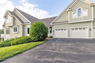 59 Hawkins Glen Dr, Salem, NH 03079