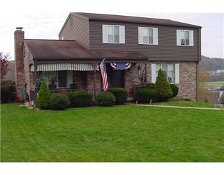 400 Ziegler Ct, Zelienople, PA 16063