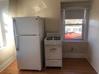 10-12 Maple St Unit 7, Waltham, MA 02453
