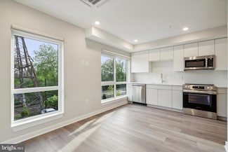 3449 Scotts Ln Unit A404, Philadelphia, PA 19129