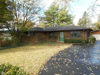 740 W Auman Dr, Carmel, IN 46032