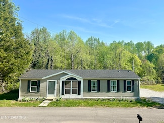 630 Butler Mill Rd, Oliver Springs, TN 37840