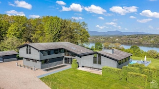 328 Mt Merino Rd, Hudson, NY 12534
