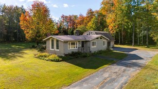 871 Manns Hill Rd, Littleton, NH 03561