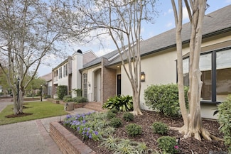 20 Jamestowne Ct Unit 20-C, Baton Rouge, LA 70809