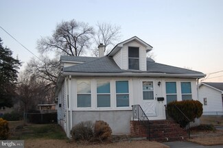 58 Stuart St, Woodbury, NJ 08096