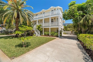 6113 Kipps Colony Dr W, Gulfport, FL 33707