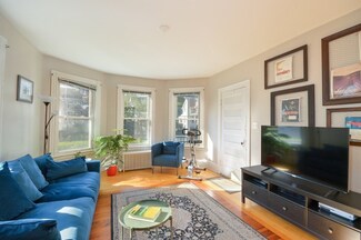 69 Stetson Ave Unit 1, Swampscott, MA 01907