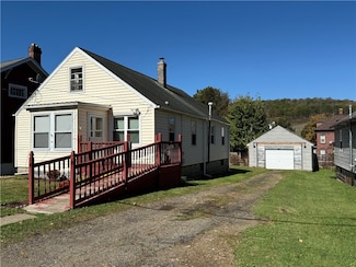 133 Rockland Ave, Bradford, PA 16701